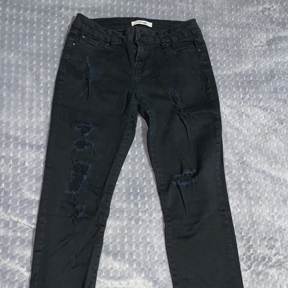 Refuge Ripped Jeans - Picture 2 of 7